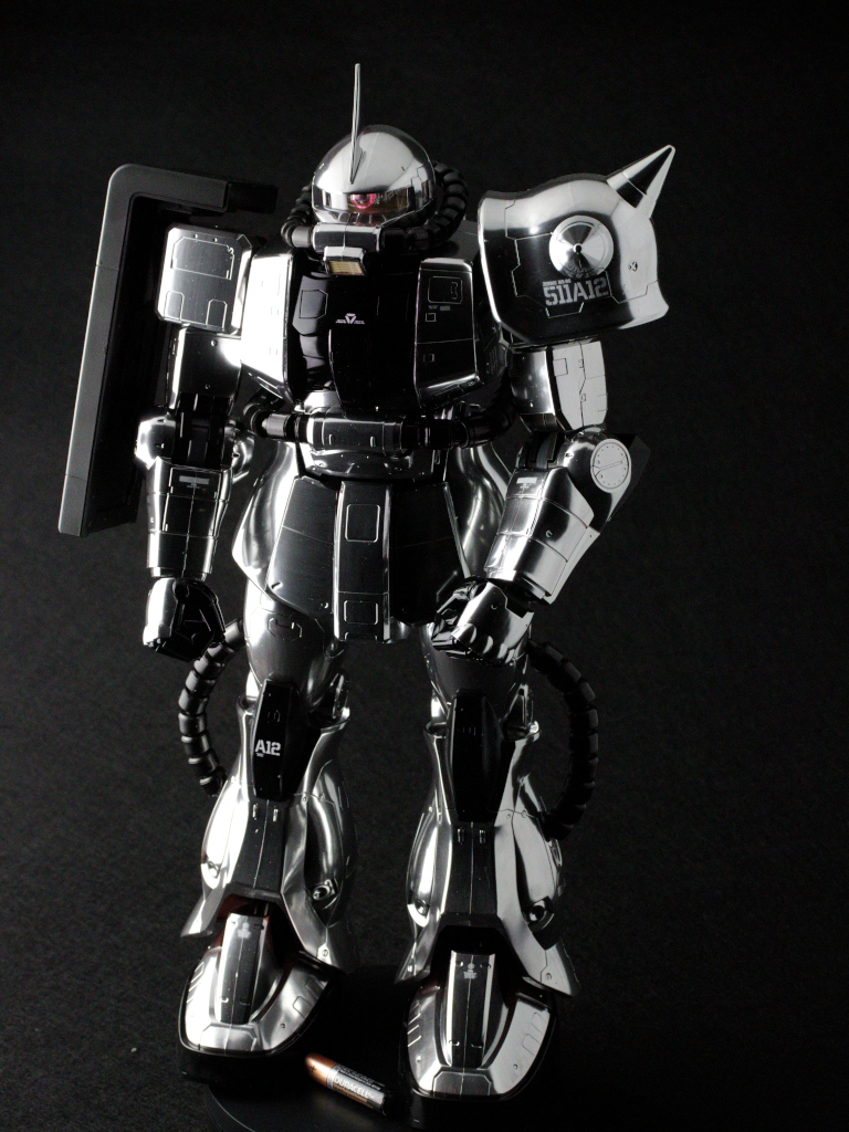 Gundam ZAKU II 30th Anniversary Edition - Molotow Liquid Chrome - full front.
